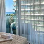 Wave - Style - Sea View Apartmán *
