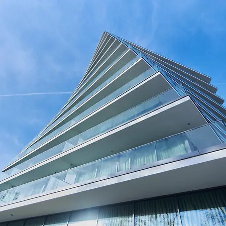 Wave - Style & Sea View ミエンジズドロイェ