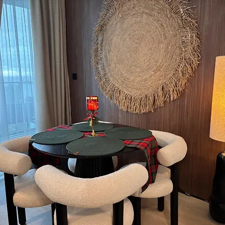 Wave - Style - Sea View 미엥지즈드로예