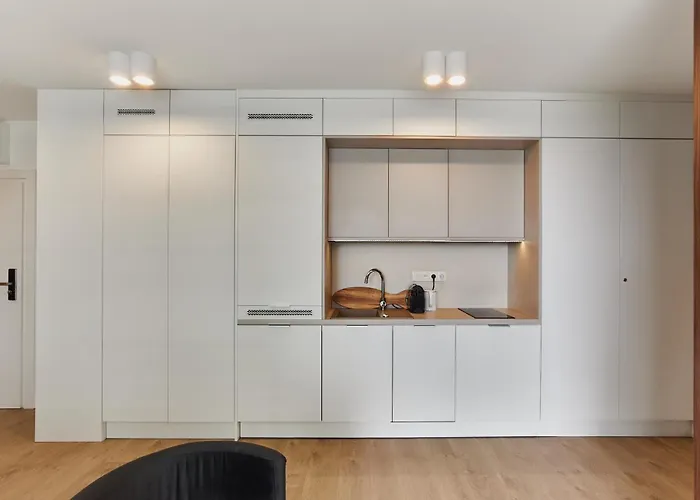 Wave - Style - Sea View 미엥지즈드로예