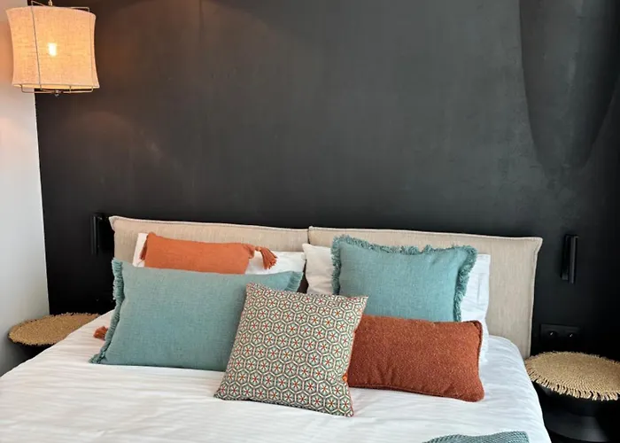 Wave - Style - Sea View